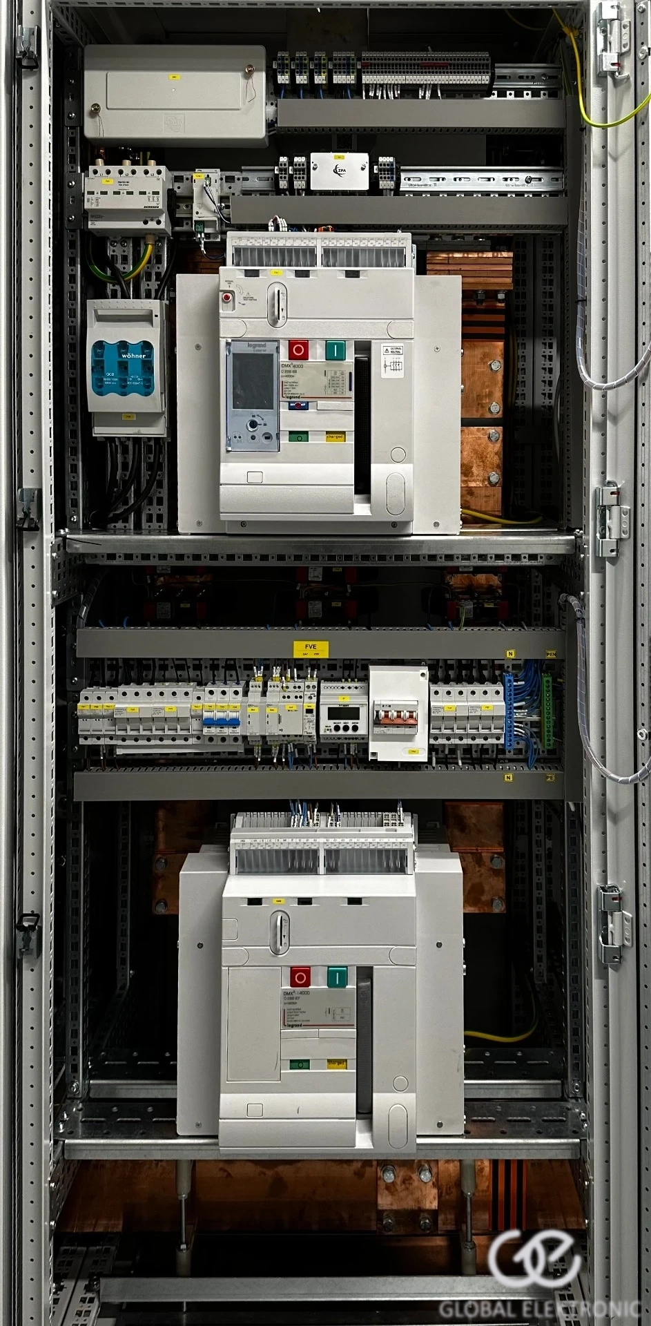 Hlavní rozvaděč 4000A pro průmysl